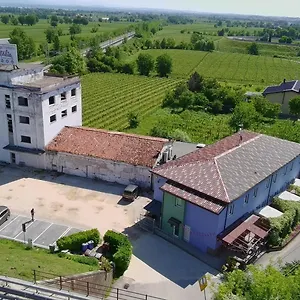 Trattoria Italia Ξενοδοχείο